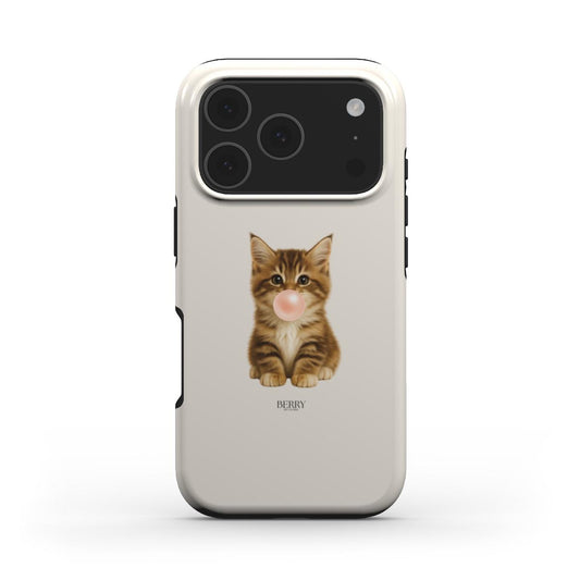 Trendy phone case in beige with a cute Brun and Flerfarvet kitten blowing a bubble, perfect for a feminine and popular aesthetic.